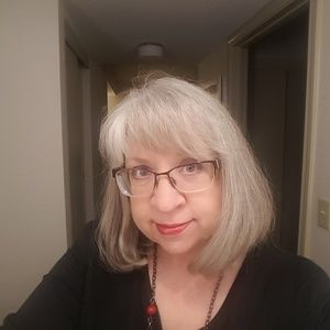 Meet your Posher, Kim-denise